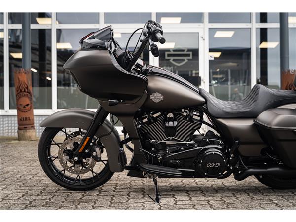 Harley-Davidson Kiel FLTRXS Road Glide Special - Jekill&Hyde - Ape