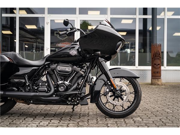 Harley-Davidson Kiel ROAD GLIDE SPECIAL 114 FLTRXS - Jekill & Hyde -