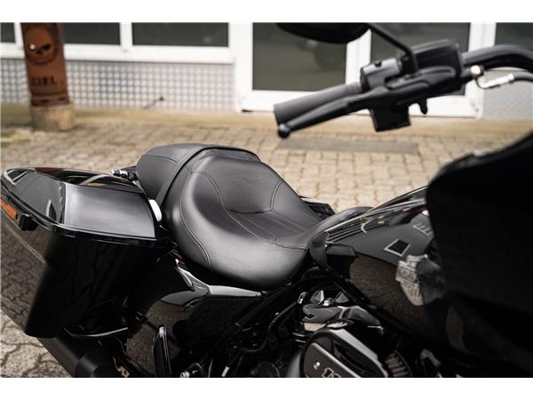 Harley-Davidson Kiel ROAD GLIDE SPECIAL 114 FLTRXS - Jekill & Hyde -