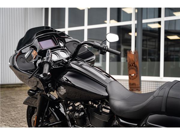 Harley-Davidson Kiel ROAD GLIDE SPECIAL 114 FLTRXS - Jekill & Hyde -