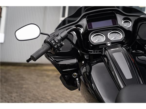 Harley-Davidson Kiel ROAD GLIDE SPECIAL 114 FLTRXS - Jekill & Hyde -