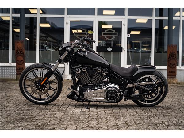 Harley-Davidson Kiel FXBRS Breakout 114cui Heckumbau- Penzl -