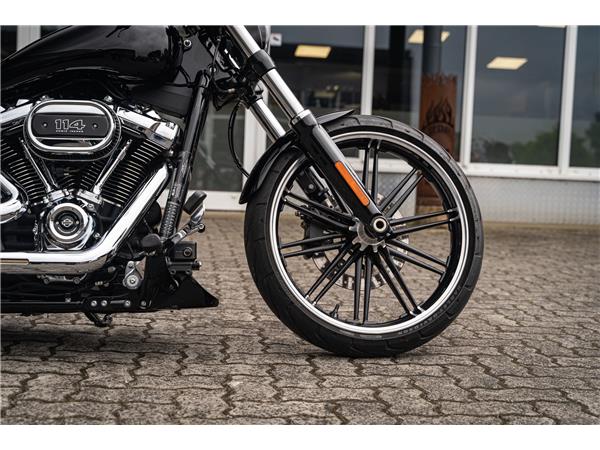 Harley-Davidson Kiel FXBRS Breakout 114cui Heckumbau- Penzl -