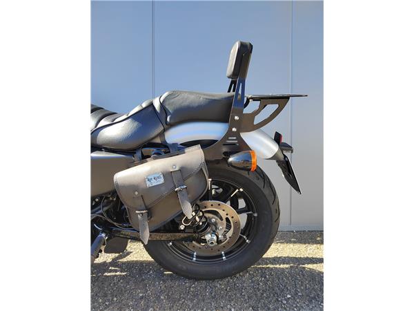 2020 Iron 883