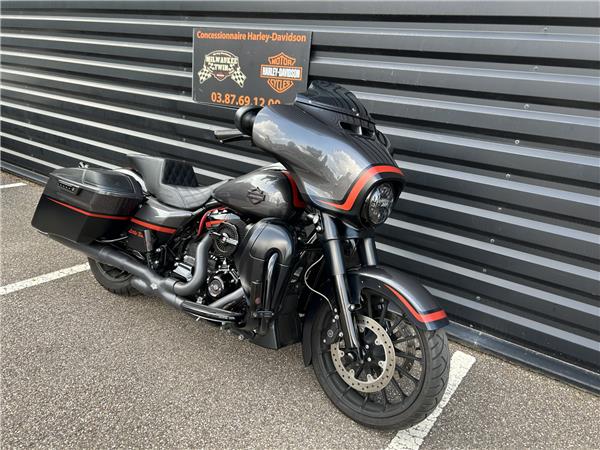 2018 HARLEY-DAVIDSON STREET GLIDE