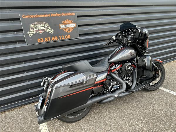 2018 HARLEY-DAVIDSON STREET GLIDE