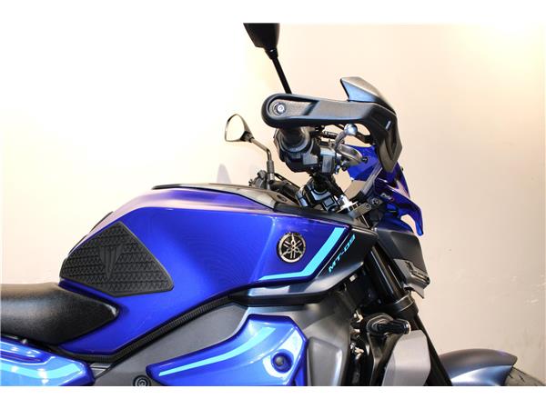 YAMAHA MT-09 Y-AMT(YAMAHA AUTOMATED MANUAL TRANSMISSION)