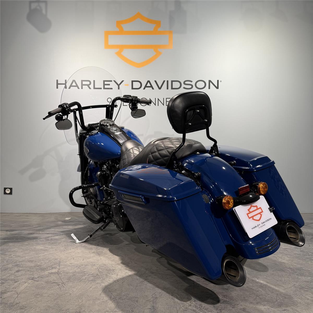2023 HARLEY-DAVIDSON ROAD KING