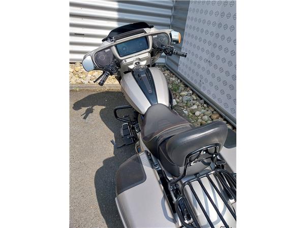 2023 HARLEY-DAVIDSON STREET GLIDE