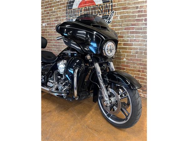 2016 HARLEY-DAVIDSON STREET GLIDE