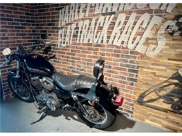 2011 HARLEY-DAVIDSON Sportster XL 883 R Sportster Roadster Injection