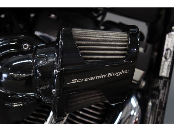 2018 HARLEY-DAVIDSON SOFTAIL FLSB SPORT GLIDE