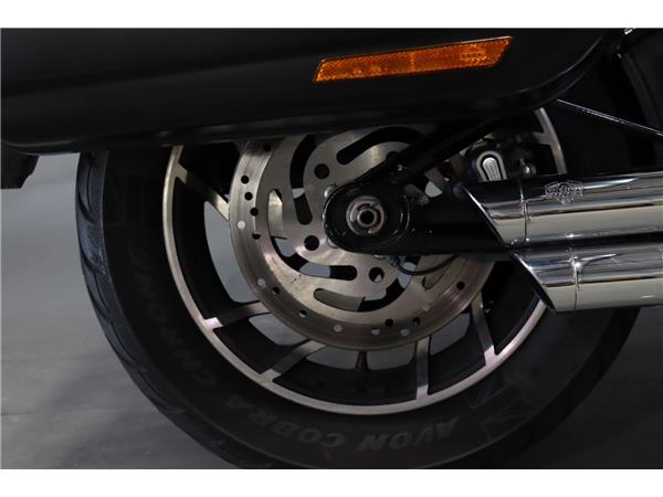 2018 HARLEY-DAVIDSON SOFTAIL FLSB SPORT GLIDE