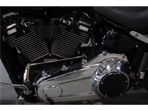 2018 HARLEY-DAVIDSON SOFTAIL FLSB SPORT GLIDE