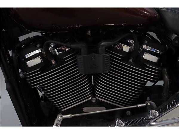 2018 HARLEY-DAVIDSON SOFTAIL FLSB SPORT GLIDE