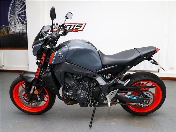 2021 Yamaha MT-09