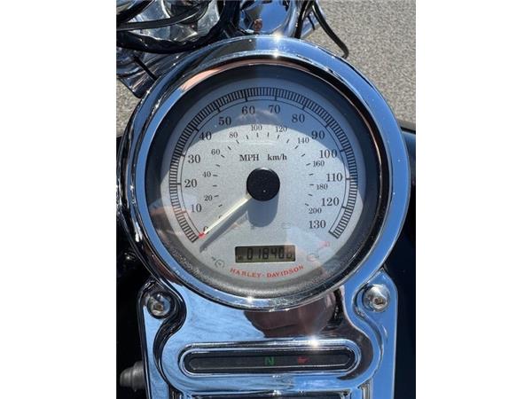 2010 Harley-Davidson Super Glide Custom
