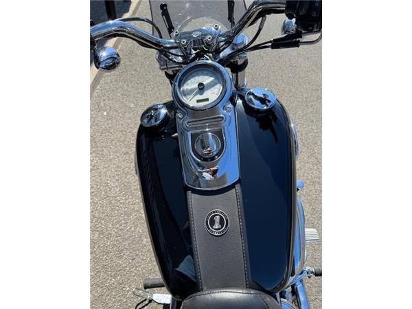 2010 Harley-Davidson Super Glide Custom