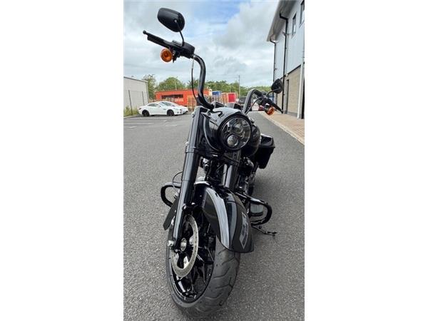 2023 Harley-Davidson Road King Special