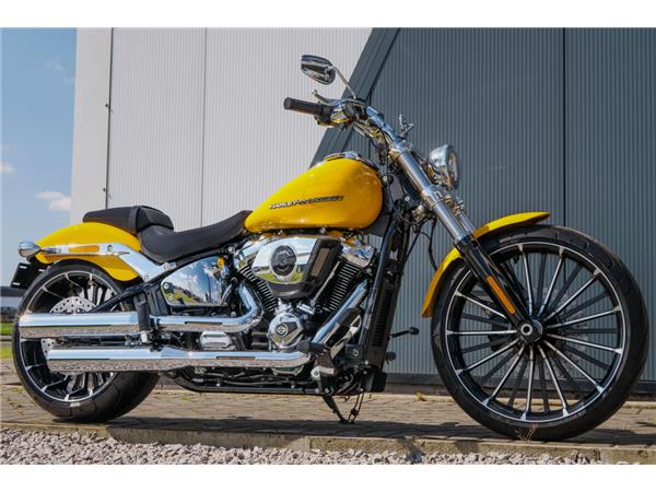 2025 Harley-Davidson Breakout