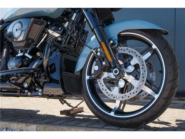 2024 Harley-Davidson Street Glide