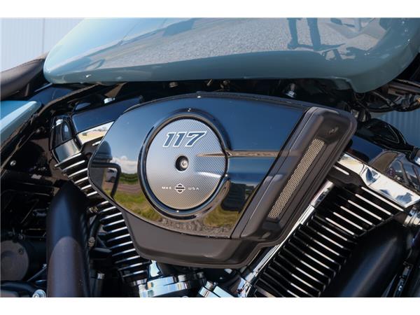 2024 Harley-Davidson Street Glide
