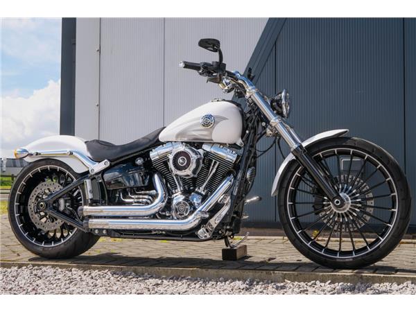 2017 Harley-Davidson Breakout