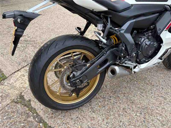 2024 Yamaha R7 WGP 60TH ANNIVERSARY RED/WHITE