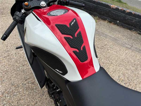 2024 Yamaha R7 WGP 60TH ANNIVERSARY RED/WHITE