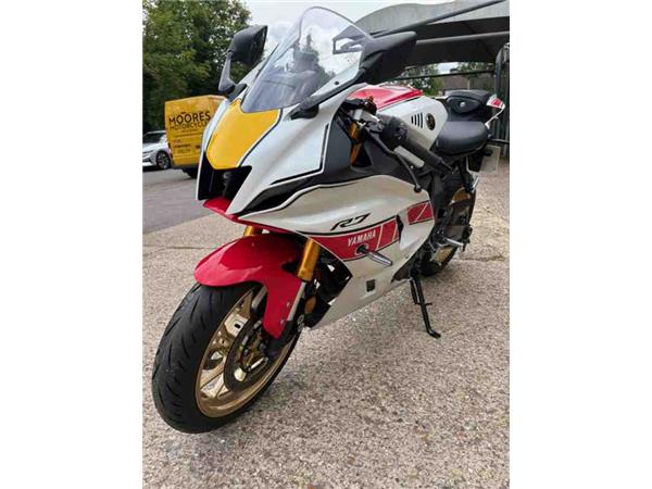 2024 Yamaha R7 WGP 60TH ANNIVERSARY RED/WHITE