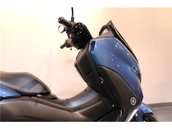 YAMAHA N-MAX 125