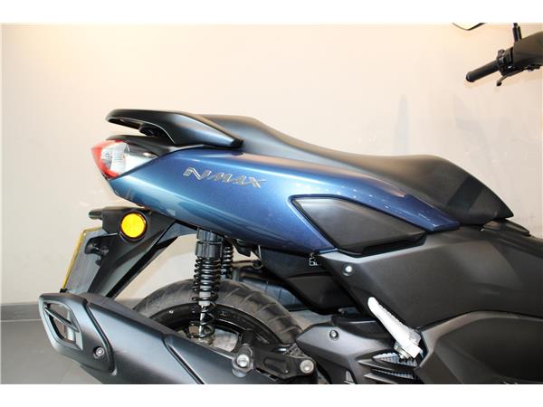 YAMAHA N-MAX 125