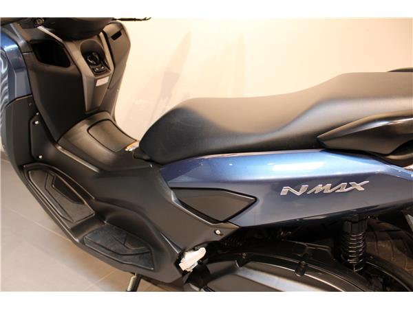 YAMAHA N-MAX 125