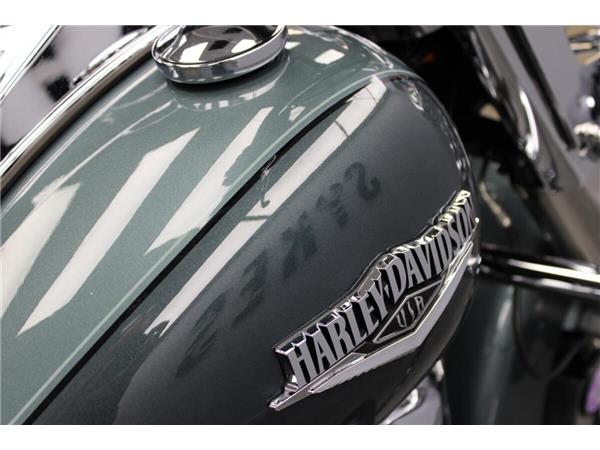 2020 Harley-Davidson Road King