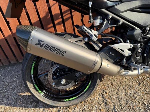 2023 Kawasaki Z400 GREEN