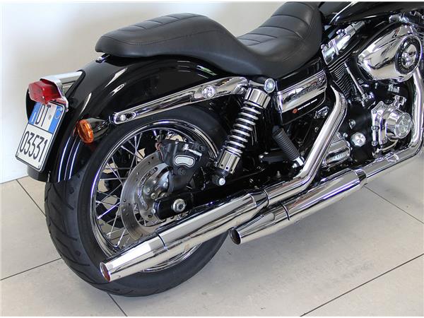 FXDC SUPER GLIDE CUSTOM MY2011