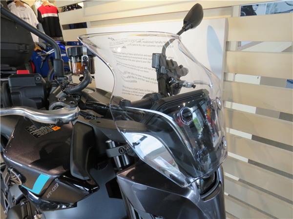 YAMAHA  MT-09   