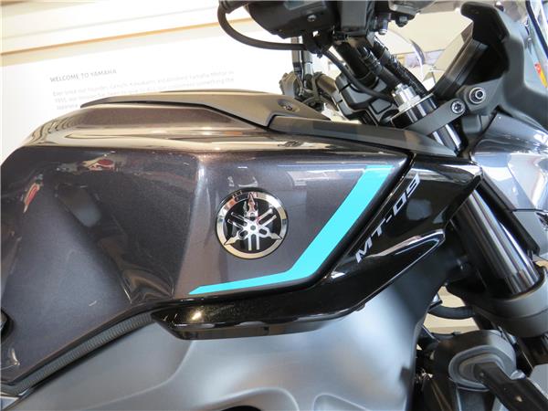 YAMAHA  MT-09   