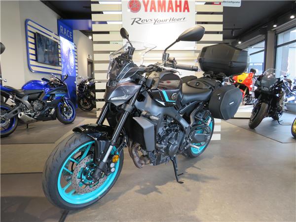 YAMAHA  MT-09   