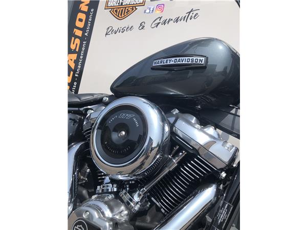 2025 HARLEY-DAVIDSON STREET BOB