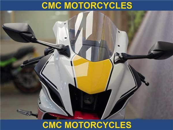  Yamaha R7 R7