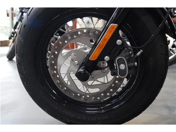 2014 Forty-Eight 48 KESS-TECH 1.HAND Garantie XL1200X