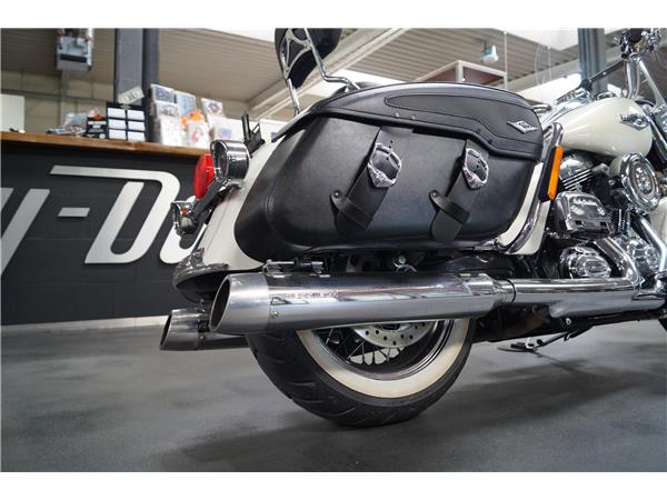 Harley-Davidson ROAD KING CLASSIC KESS-TECH Garantie FLHRC