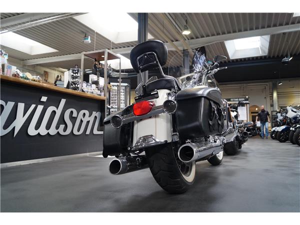 Harley-Davidson ROAD KING CLASSIC KESS-TECH Garantie FLHRC