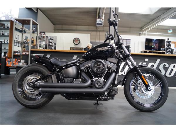 Harley-Davidson STREET BOB 107 Vance&Hines 180´er 1.Hand FXBB
