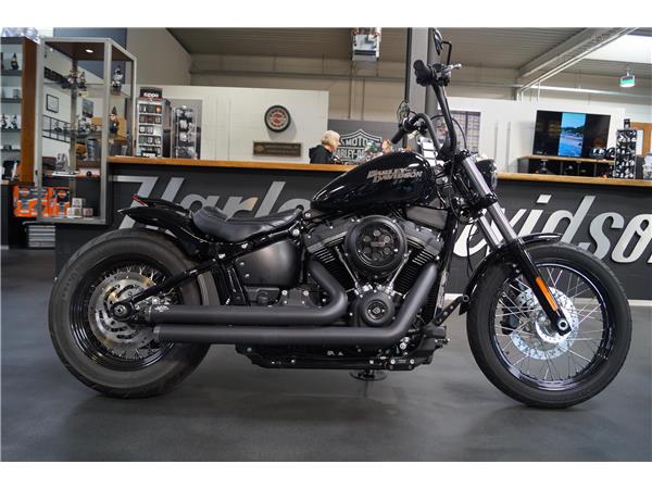 Harley-Davidson STREET BOB 107 Vance&Hines 180´er 1.Hand FXBB