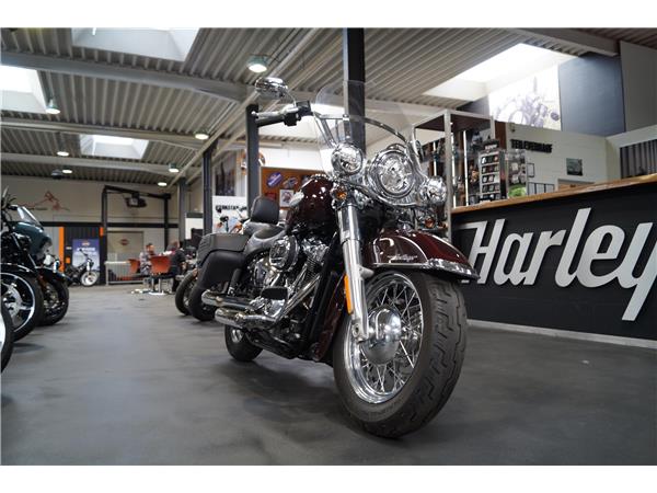 Harley-Davidson Heritage Classic 114 1.Hand Miller Auspuff FLHCS