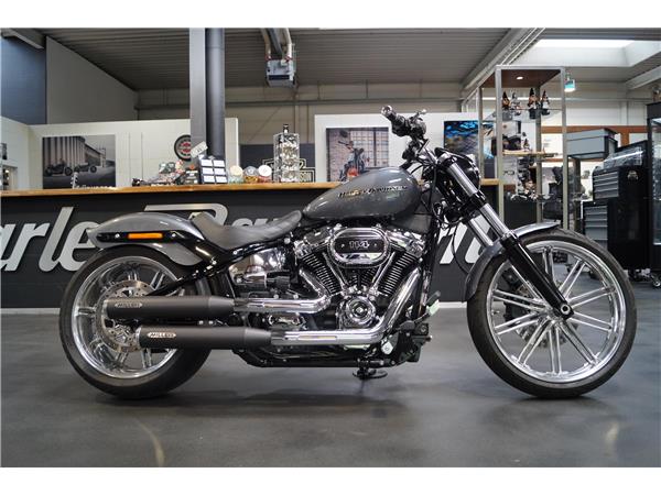 Harley-Davidson BREAKOUT 114 MILLER Auspuff mit ABE aus 1.Hand - 260´er Hinterrad FXBRS