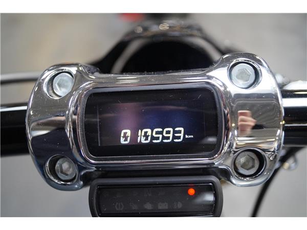 Harley-Davidson BREAKOUT 114 MILLER Auspuff mit ABE aus 1.Hand - 260´er Hinterrad FXBRS