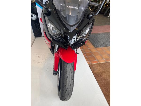 2024 Kawasaki Ninja 1000SX